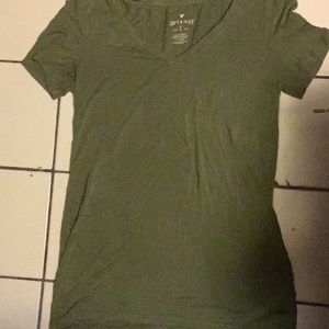 Plain green tshirt short sleeve